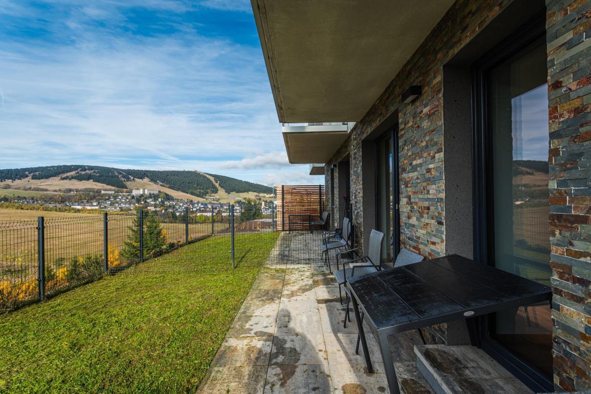 Apartmany Vista Klinovec Loucna pod Klinovcem Exterior photo